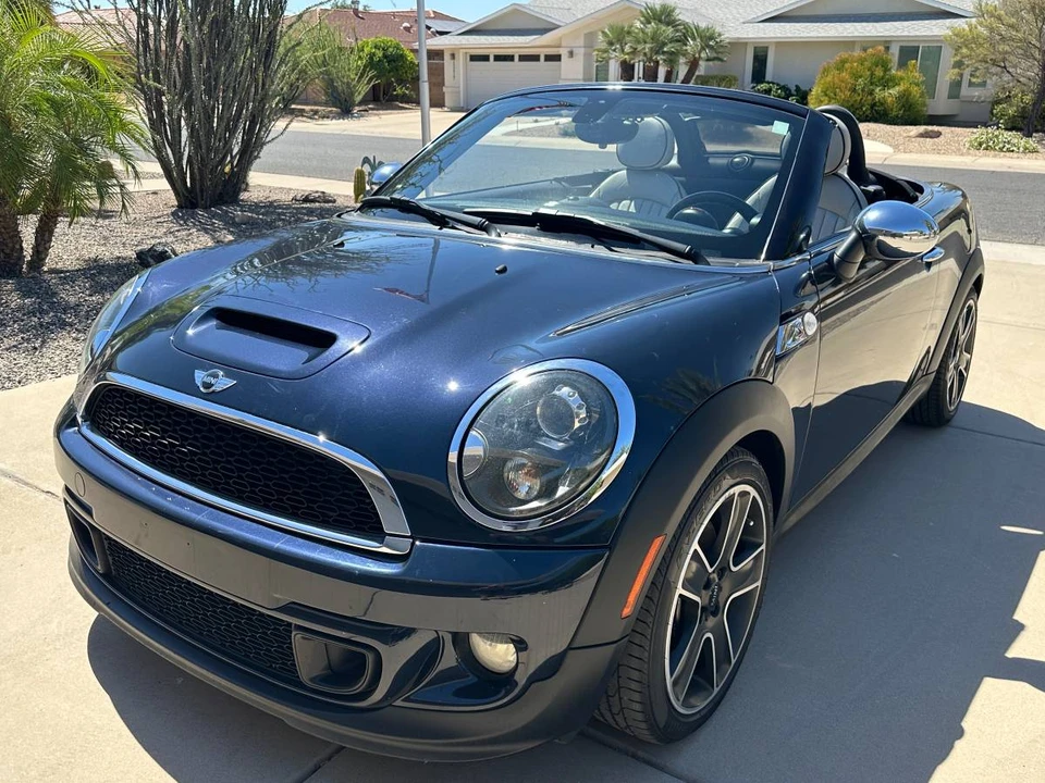 2012 Mini Coupe & Roadster - Image 3 of 24