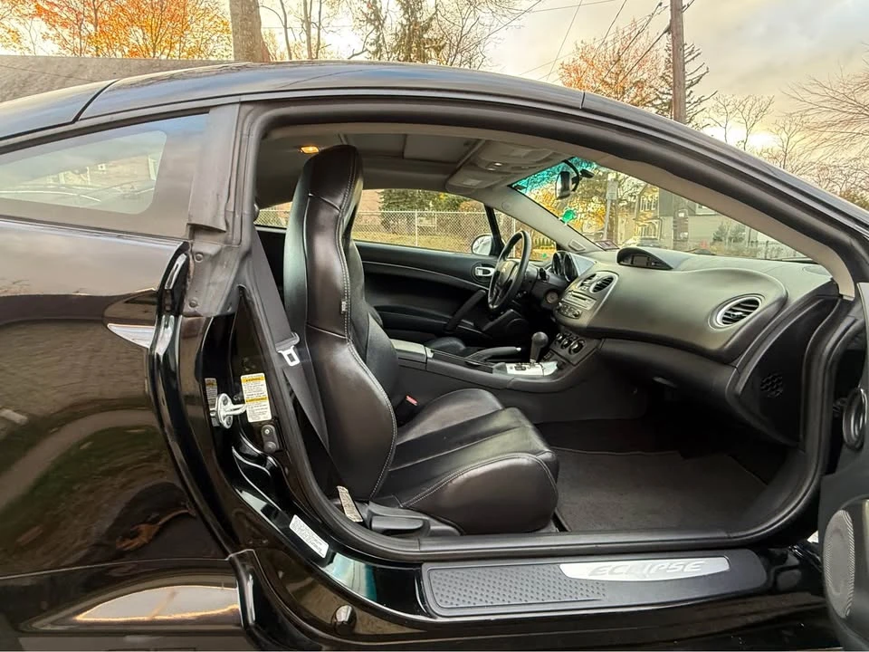 2012 Mitsubishi Eclipse 4th Gen - Image 5 of 9