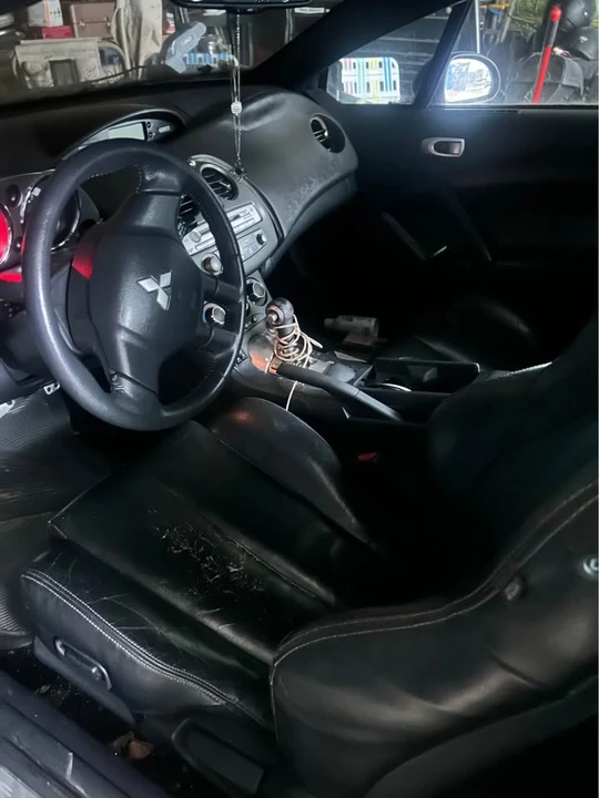 2012 Mitsubishi Eclipse 4th Gen - Image 4 of 4