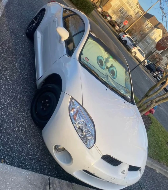 2012 Mitsubishi Eclipse 4th Gen - Image 2 of 8