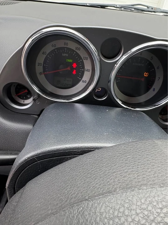 2012 Mitsubishi Eclipse 4th Gen - Image 5 of 8