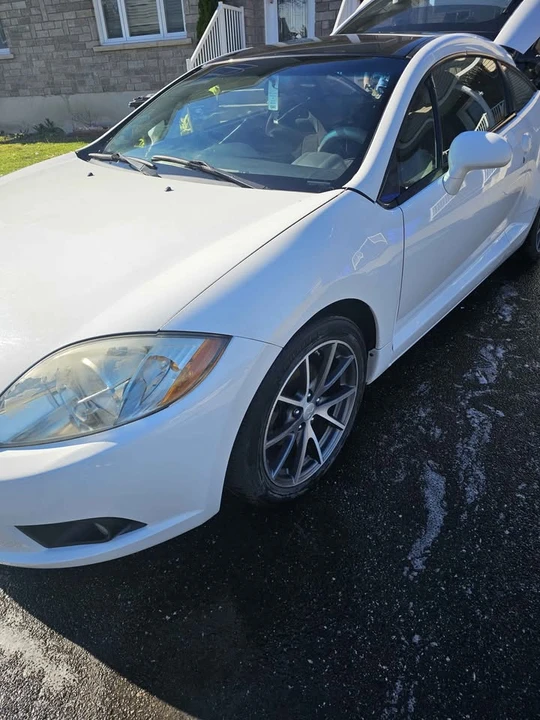 2012 Mitsubishi Eclipse 4th Gen - Image 9 of 20
