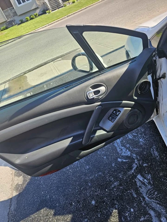 2012 Mitsubishi Eclipse 4th Gen - Image 11 of 20