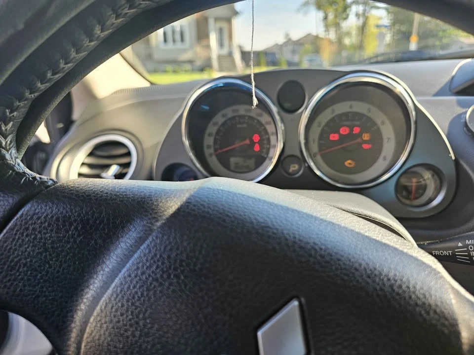2012 Mitsubishi Eclipse 4th Gen - Image 2 of 20