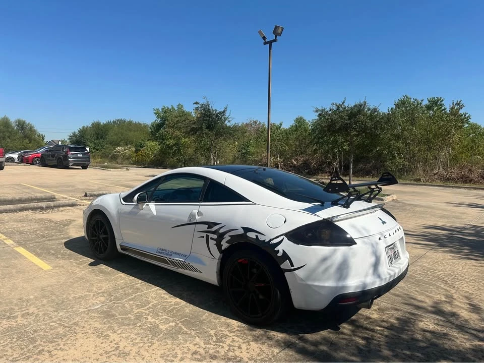 2012 Mitsubishi Eclipse - Image 5 of 12