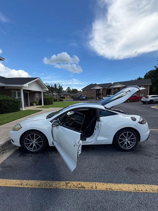 2012 Mitsubishi Eclipse 4th Gen - Image 3 of 5