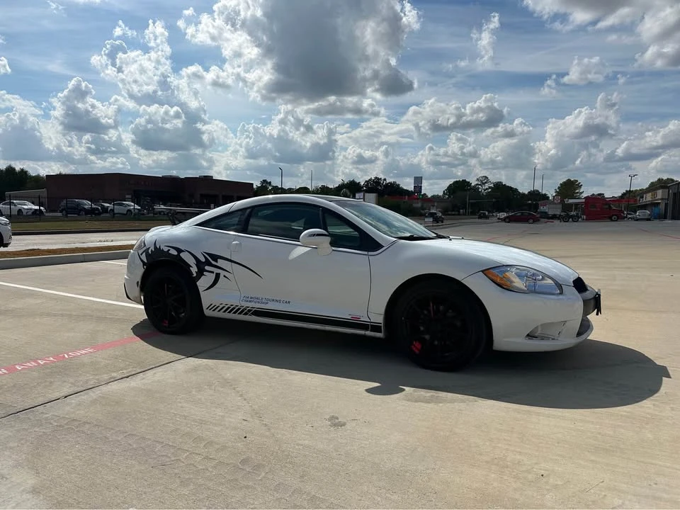 2012 Mitsubishi Eclipse 4th Gen - Image 3 of 20