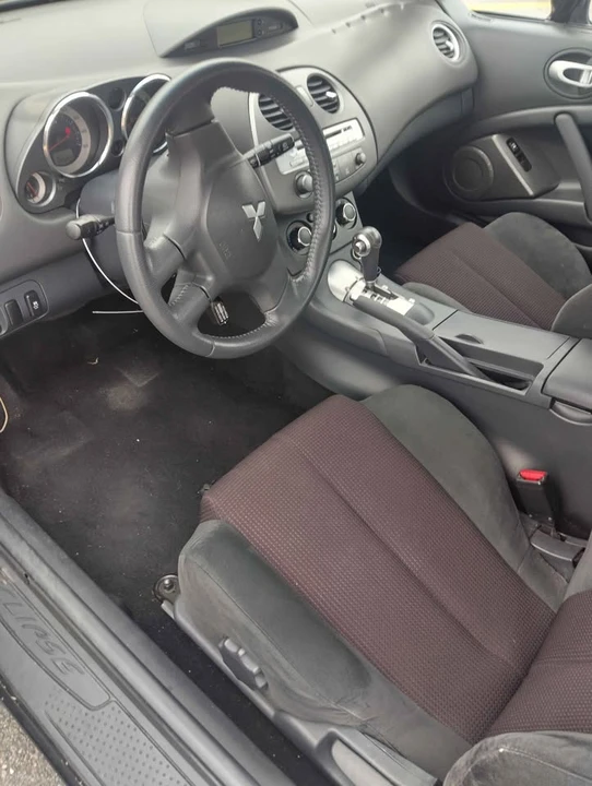 2012 Mitsubishi Eclipse 4th Gen - Image 4 of 7