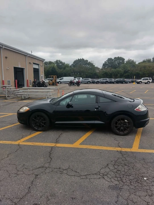 2012 Mitsubishi Eclipse 4th Gen - Image 3 of 7