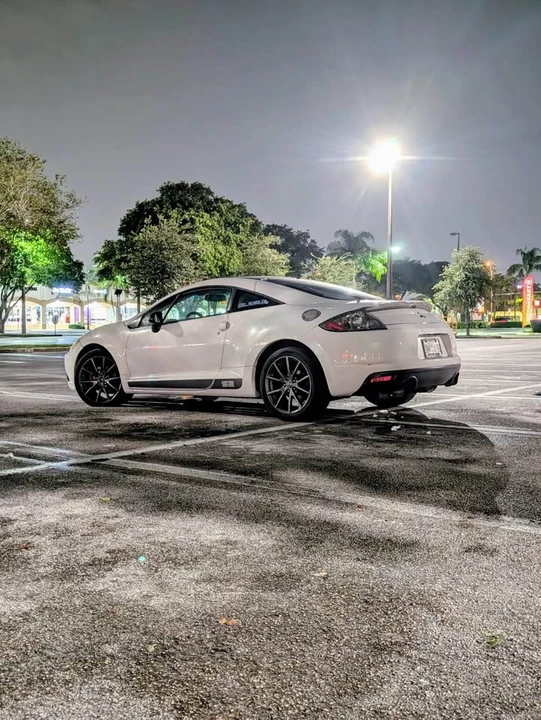 2012 Mitsubishi Eclipse 4th Gen - Image 3 of 5