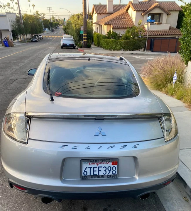 2012 Mitsubishi Eclipse 4th Gen - Image 2 of 4