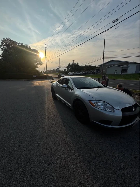 2012 Mitsubishi Eclipse 4th Gen - Image 4 of 4