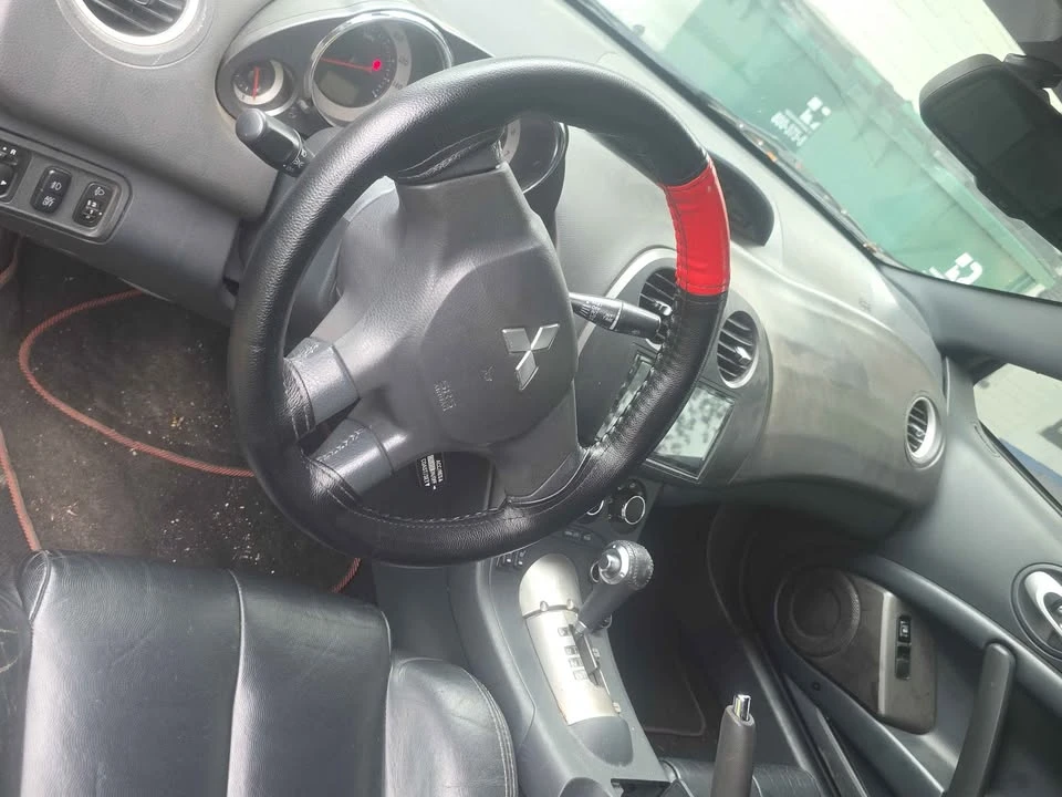 2012 Mitsubishi Eclipse 4th Gen - Image 10 of 11