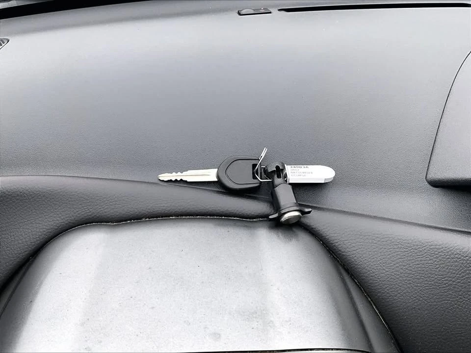 2012 Mitsubishi Eclipse 4th Gen - Image 12 of 20