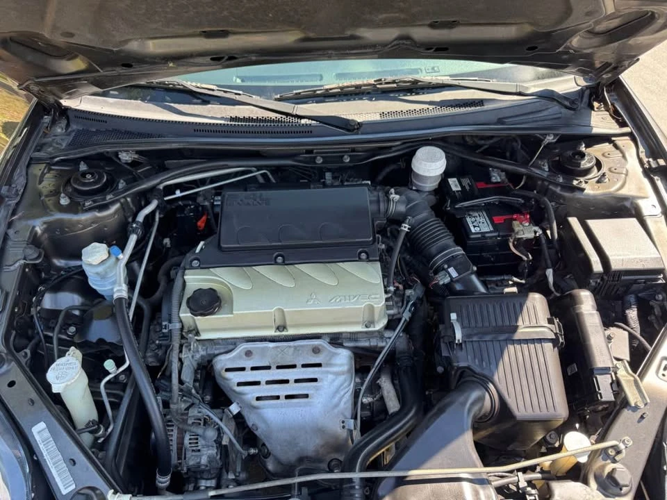 2012 Mitsubishi Eclipse 4th Gen - Image 5 of 20