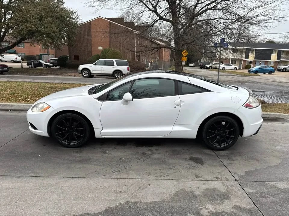 2012 Mitsubishi Eclipse 4th Gen - Image 2 of 18