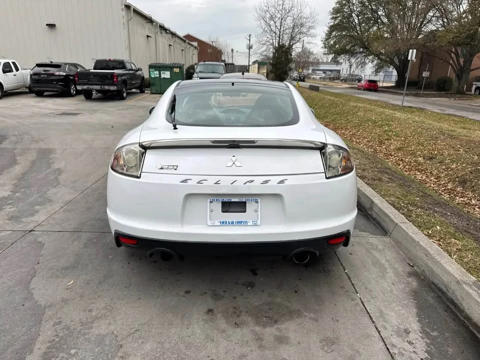 2012 Mitsubishi Eclipse 4th Gen - Image 9 of 18