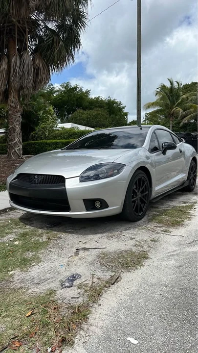 2012 Mitsubishi Eclipse 4th Gen - Image 2 of 13
