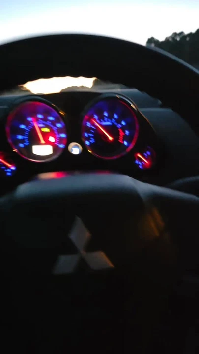 2012 Mitsubishi Eclipse 4th Gen - Image 5 of 5