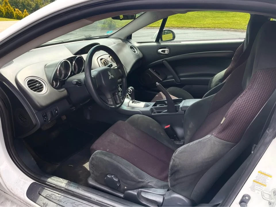 2012 Mitsubishi Eclipse 4th Gen - Image 9 of 11