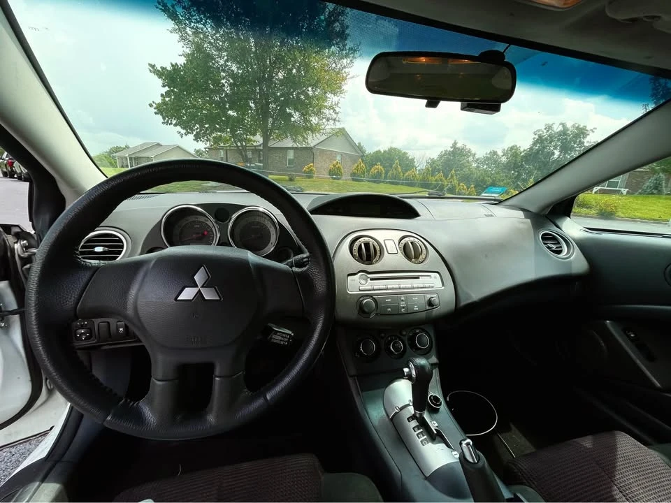 2012 Mitsubishi Eclipse 4th Gen - Image 10 of 11