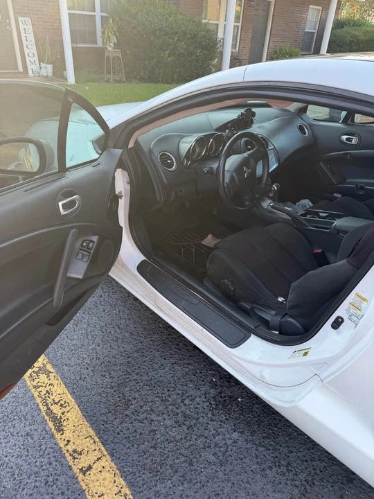 2012 Mitsubishi Eclipse 4th Gen - Image 6 of 8