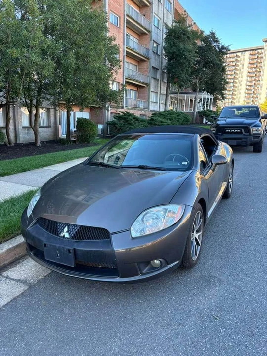 2012 Mitsubishi Eclipse 4th Gen - Image 4 of 8