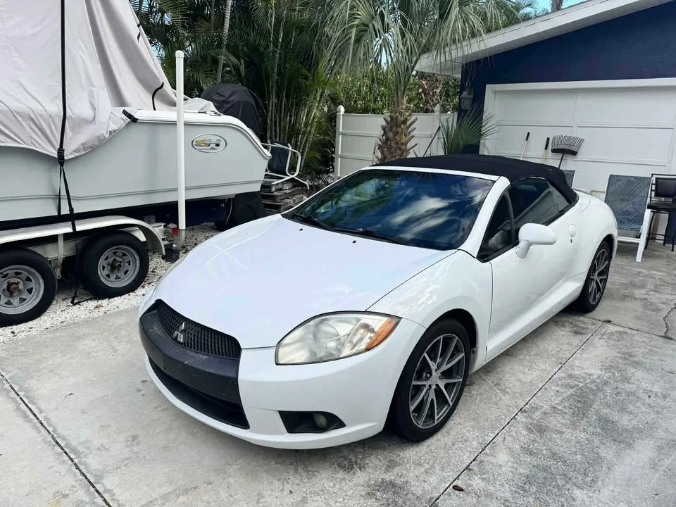 2012 Mitsubishi Eclipse 4th Gen - Image 3 of 16