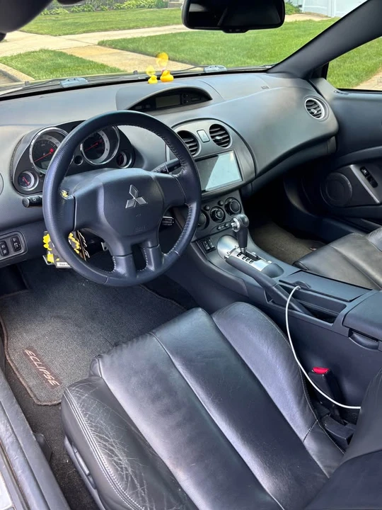 2012 Mitsubishi Eclipse 4th Gen - Image 3 of 8