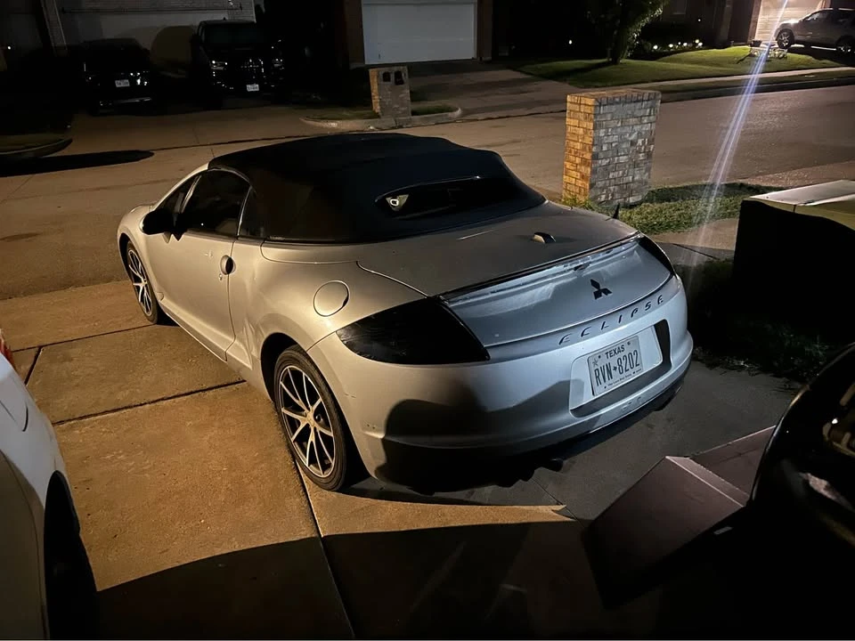 2012 Mitsubishi Eclipse 4th Gen - Image 2 of 3
