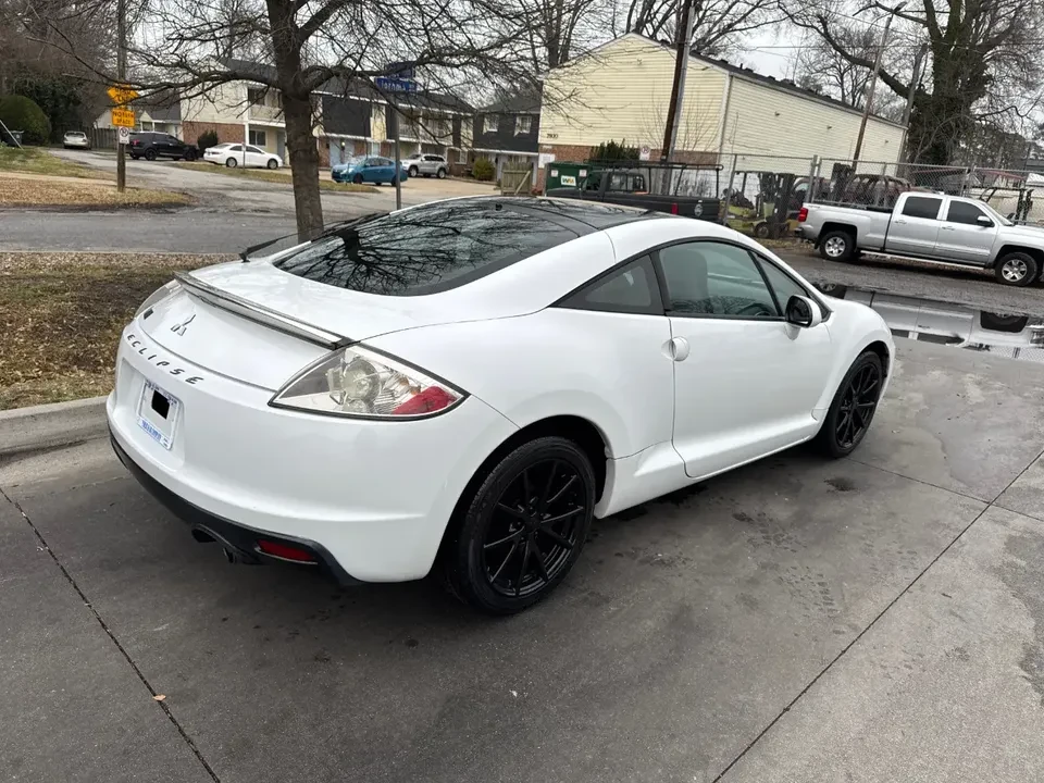 2012 Mitsubishi Eclipse - Image 2 of 13