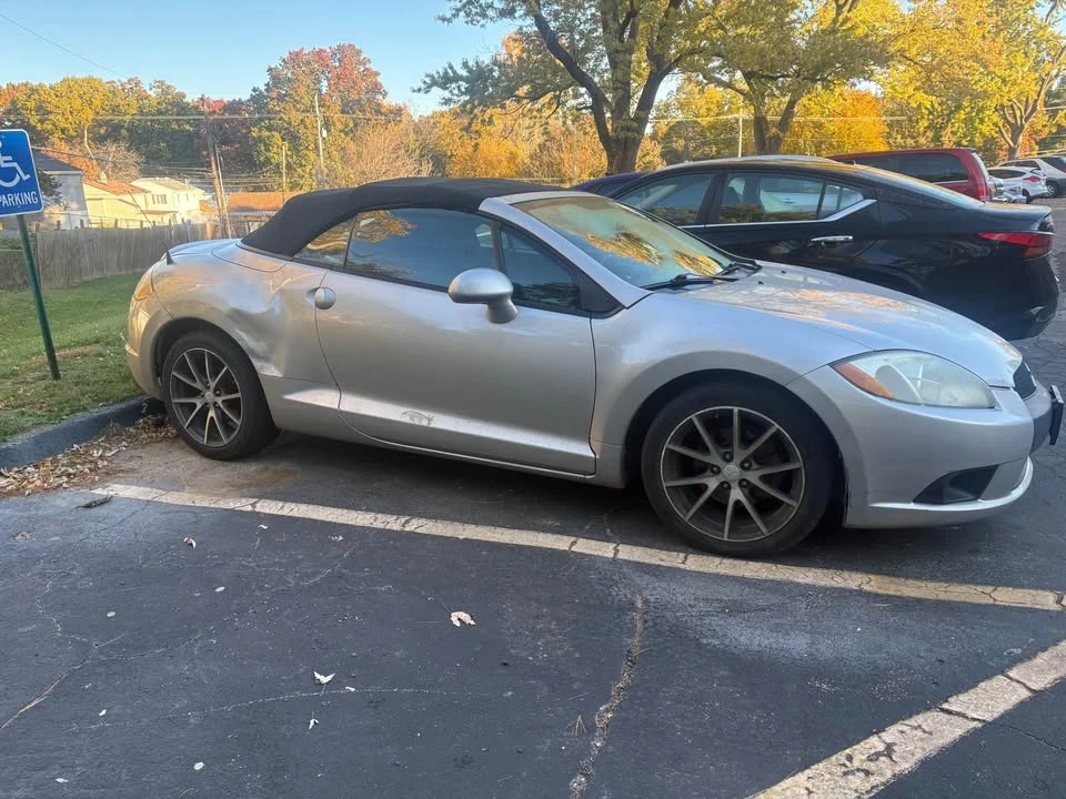 2012 Mitsubishi Eclipse 4th Gen - Image 2 of 2