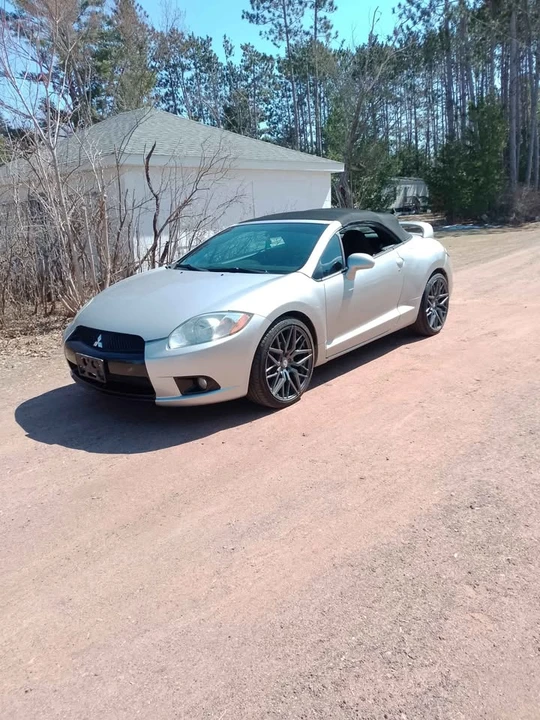 2012 Mitsubishi Eclipse 4th Gen - Image 3 of 4