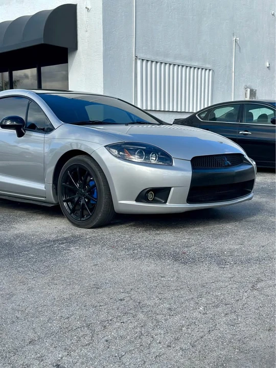 2012 Mitsubishi Eclipse 4th Gen - Image 2 of 11