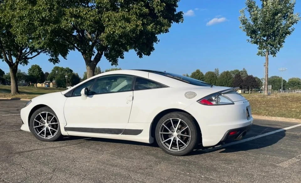2012 Mitsubishi Eclipse 4th Gen - Image 4 of 13