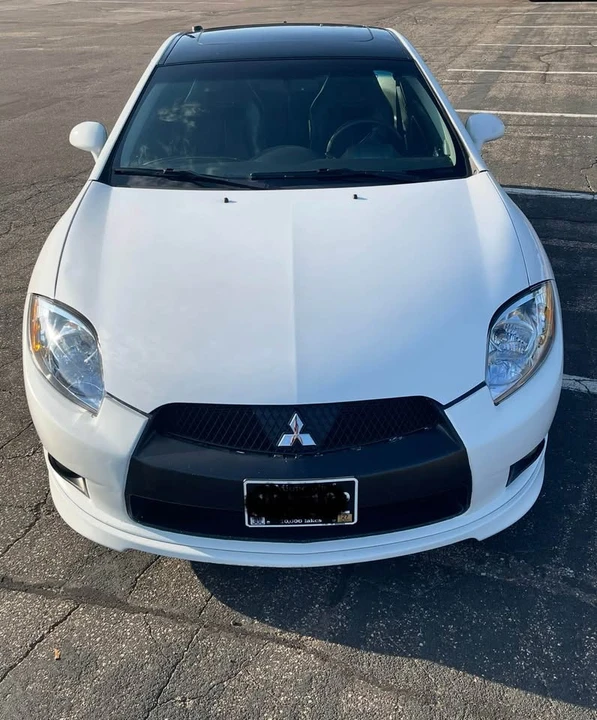 2012 Mitsubishi Eclipse 4th Gen - Image 2 of 13