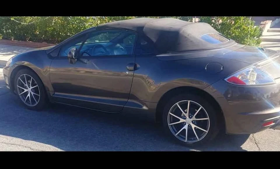 2012 Mitsubishi Eclipse 4th Gen - Image 2 of 8