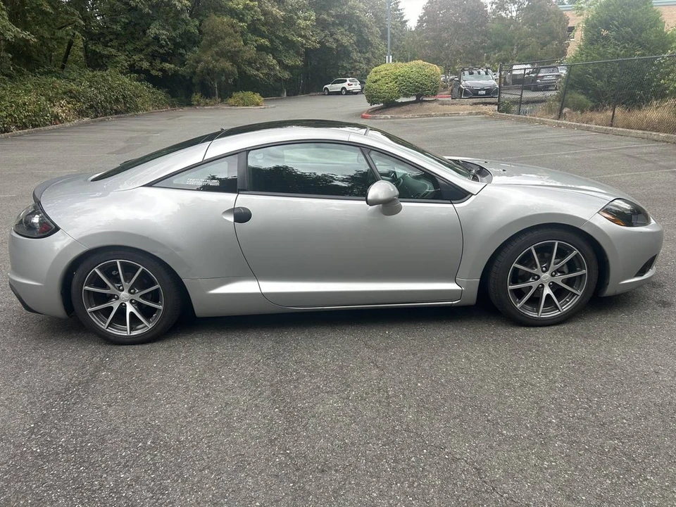 2012 Mitsubishi Eclipse 4th Gen - Image 4 of 12
