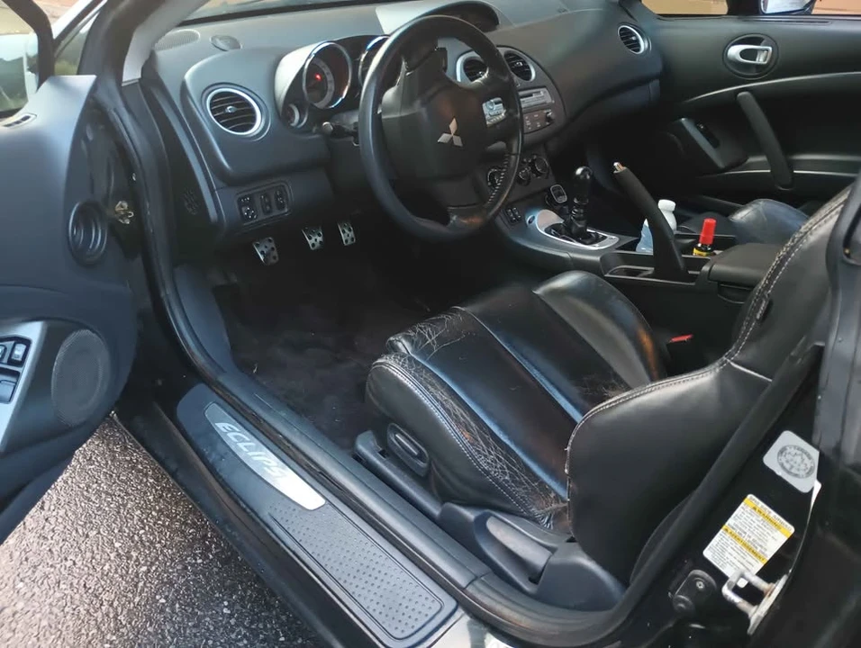 2012 Mitsubishi Eclipse 4th Gen - Image 8 of 9