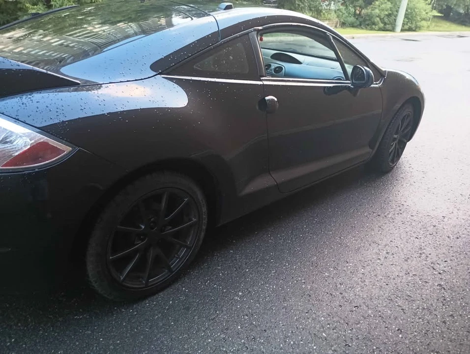 2012 Mitsubishi Eclipse 4th Gen - Image 7 of 9