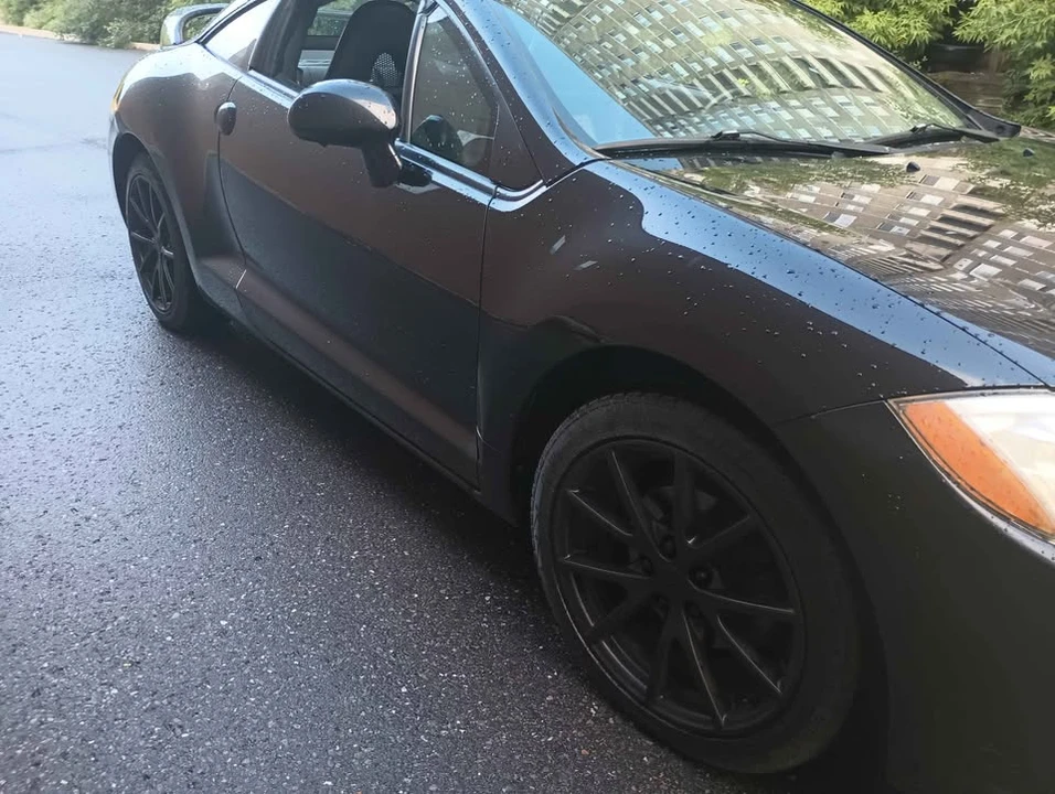 2012 Mitsubishi Eclipse 4th Gen - Image 2 of 9