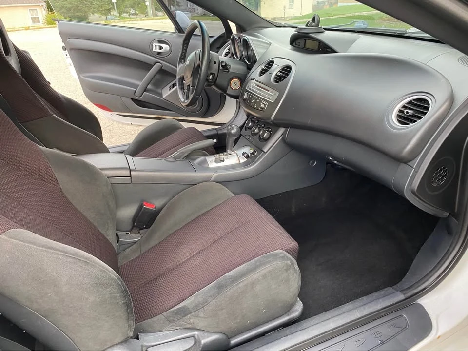2012 Mitsubishi Eclipse 4th Gen - Image 10 of 14