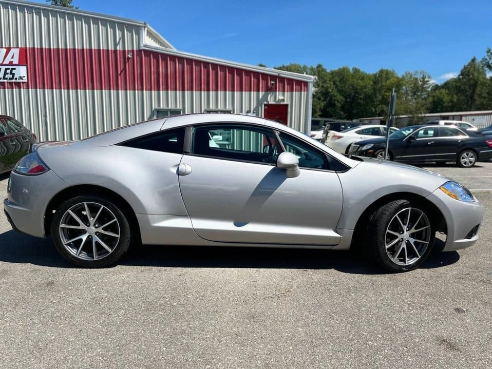 2012 Mitsubishi Eclipse 4th Gen - Image 9 of 20