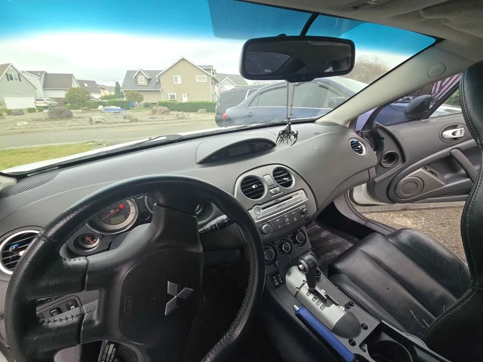 2012 Mitsubishi Eclipse 4th Gen - Image 8 of 9