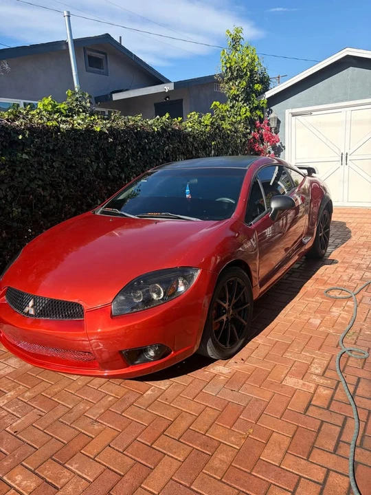 2012 Mitsubishi Eclipse 4th Gen - Image 4 of 13
