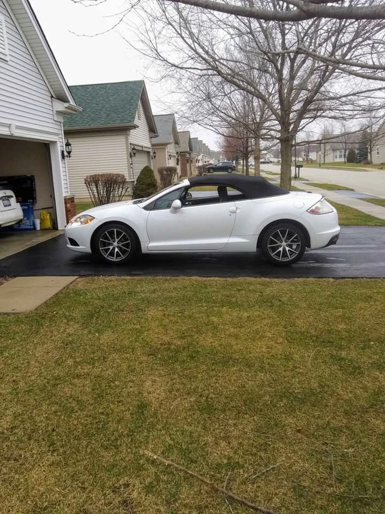 2012 Mitsubishi Eclipse 4th Gen - Image 2 of 3