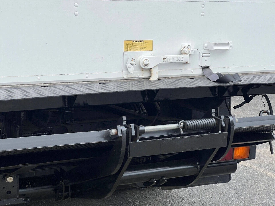 2012 Mitsubishi Fuso Canter 8th Gen - Image 24 of 31