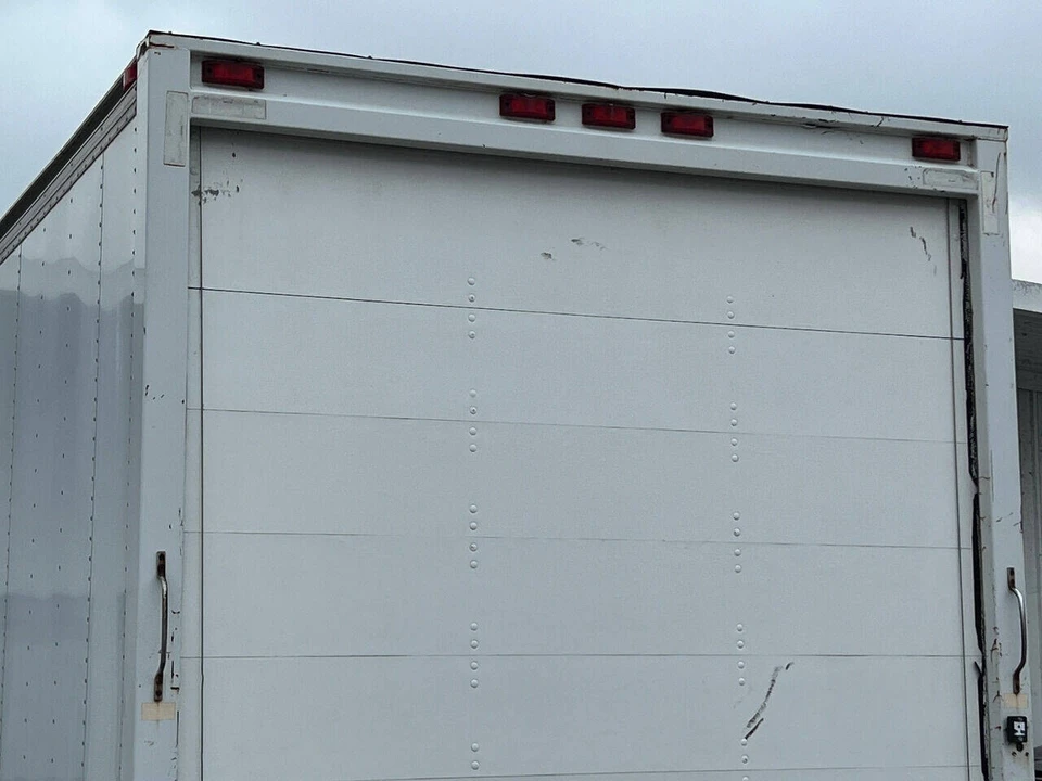 2012 Mitsubishi Fuso Canter 8th Gen - Image 26 of 31