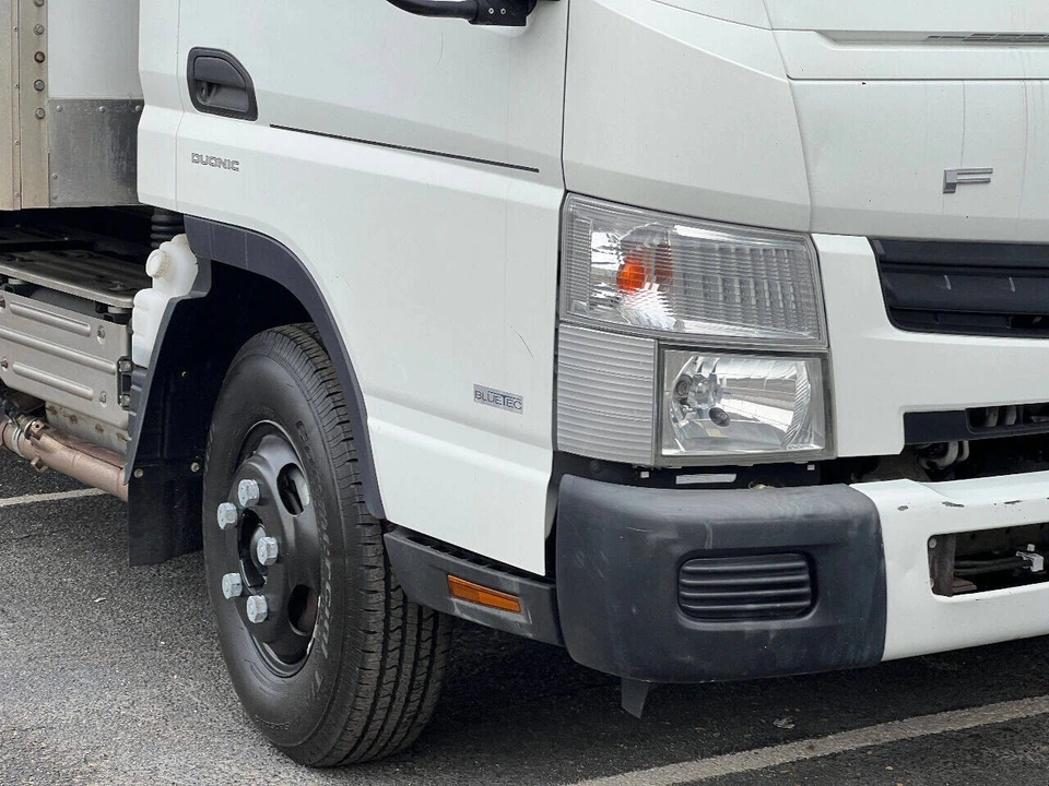 2012 Mitsubishi Fuso Canter 8th Gen - Image 12 of 21