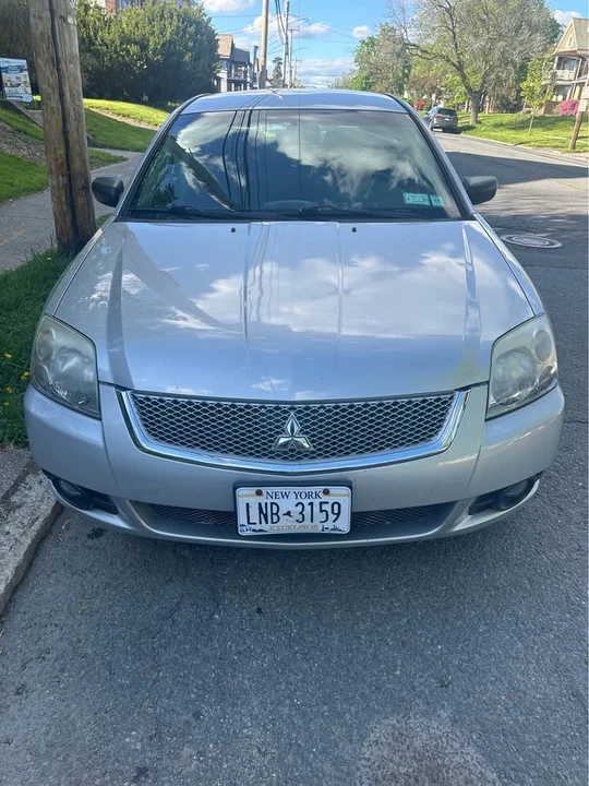 2012 Mitsubishi Galant 9th Gen - Image 2 of 9